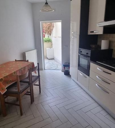 Appartamento Accogliente/Nuovo Livorno Exterior foto